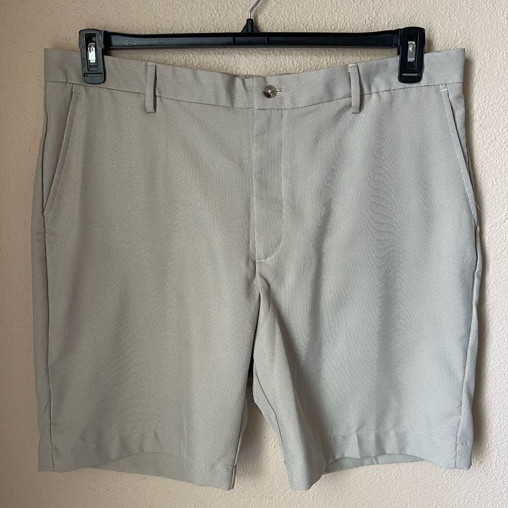 ❤️Greg Norman Golf Shorts  NWT